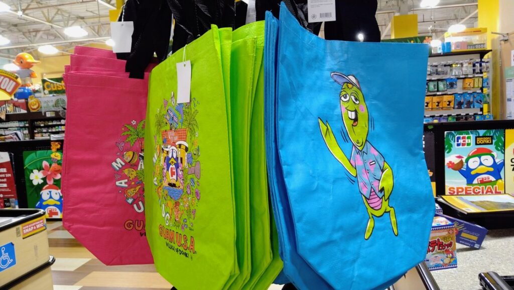 旅の思い出にエコバッグ