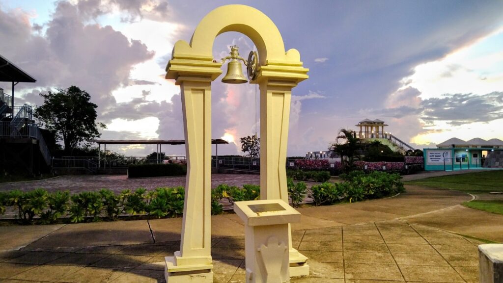 銀の鐘(愛の鐘)