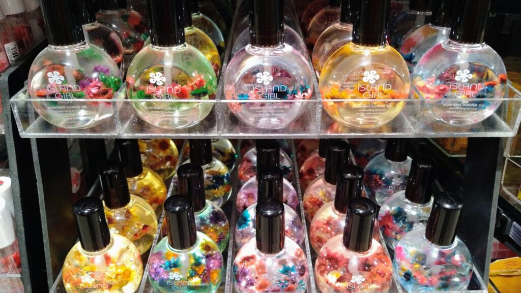 アイランド・ガールの香り付きネイルオイル