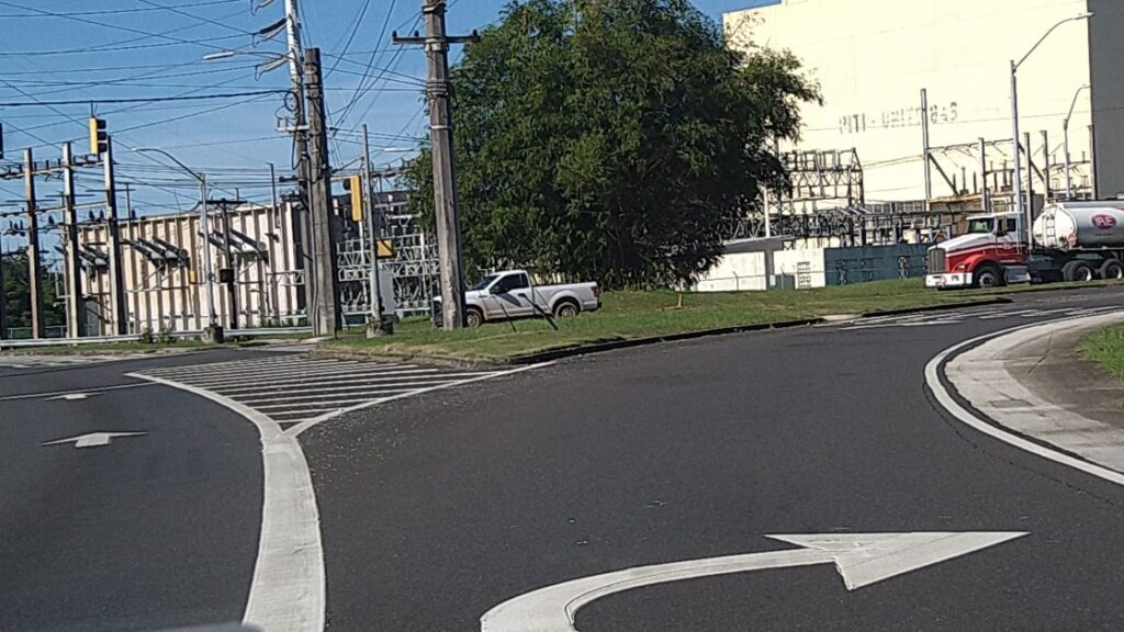 火力発電所手前で右折