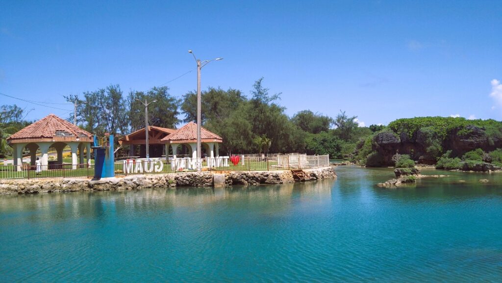 イナラハン天然プール